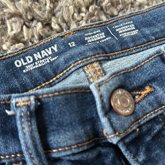 Distressed Jeans - Picture 2 of 6